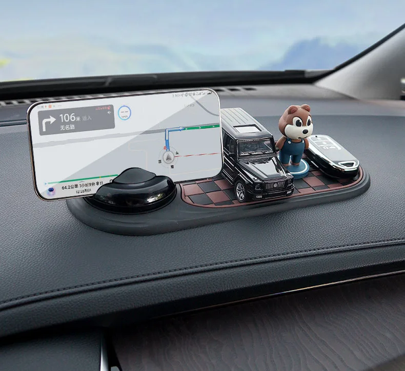 Tapis antidrapant multifonctionnel pour voiture