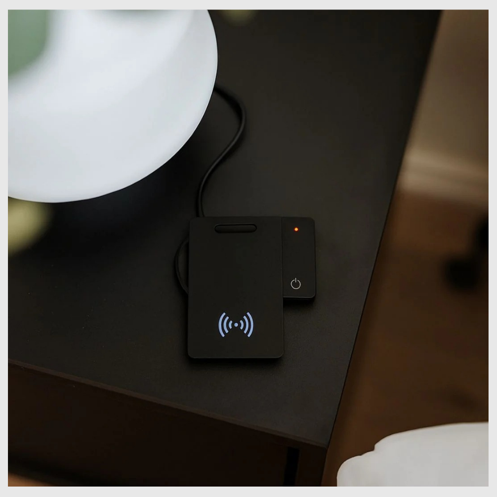 Trackit™ – Carte de Suivi GPS Élégante et Discrète