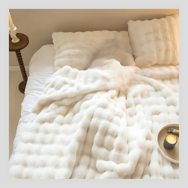 đ„Offre spĂ©cialeđ„ Couverture de luxe double face en laine de lapin Quebecoolâą