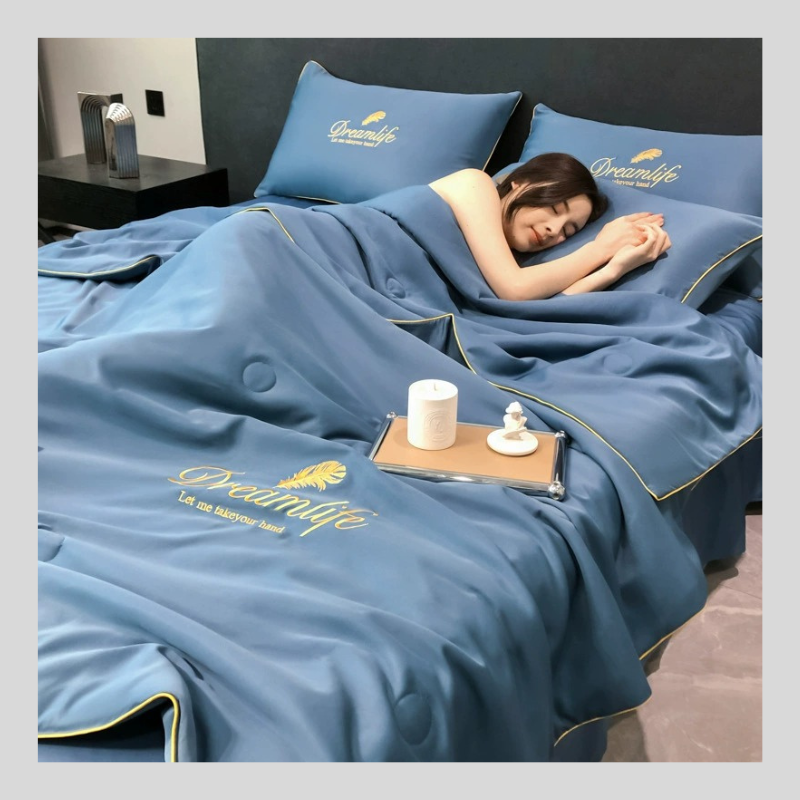 Couette premium brodée – Chaude en hiver, légère en été