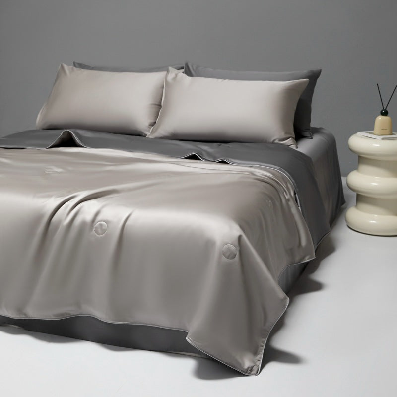 Couette rafraîchissante d'été brodée