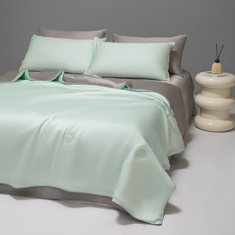 Couette rafraîchissante d'été brodée