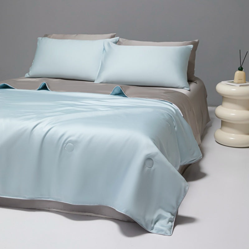 Couette rafraîchissante d'été brodée