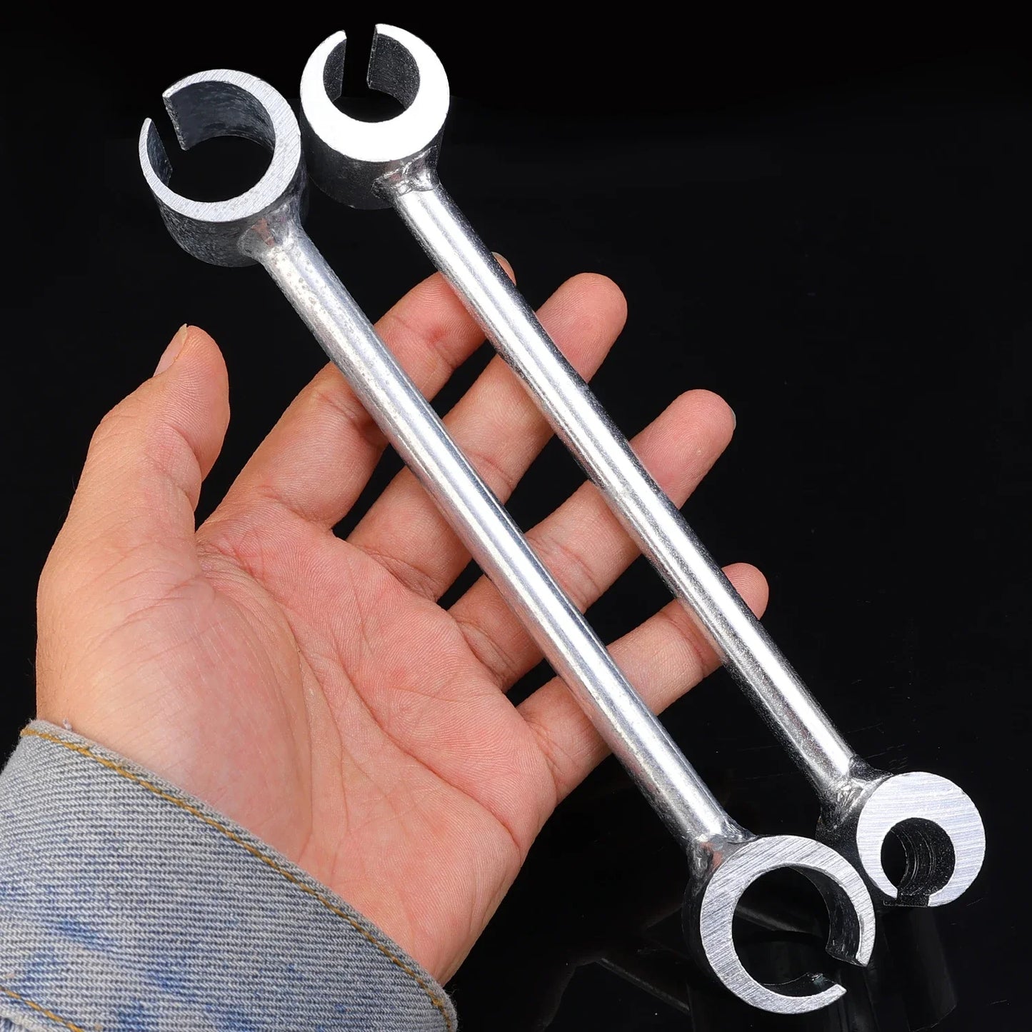 PorteAlign™– Outil de Réglage Rapide pour Charnières de Porte