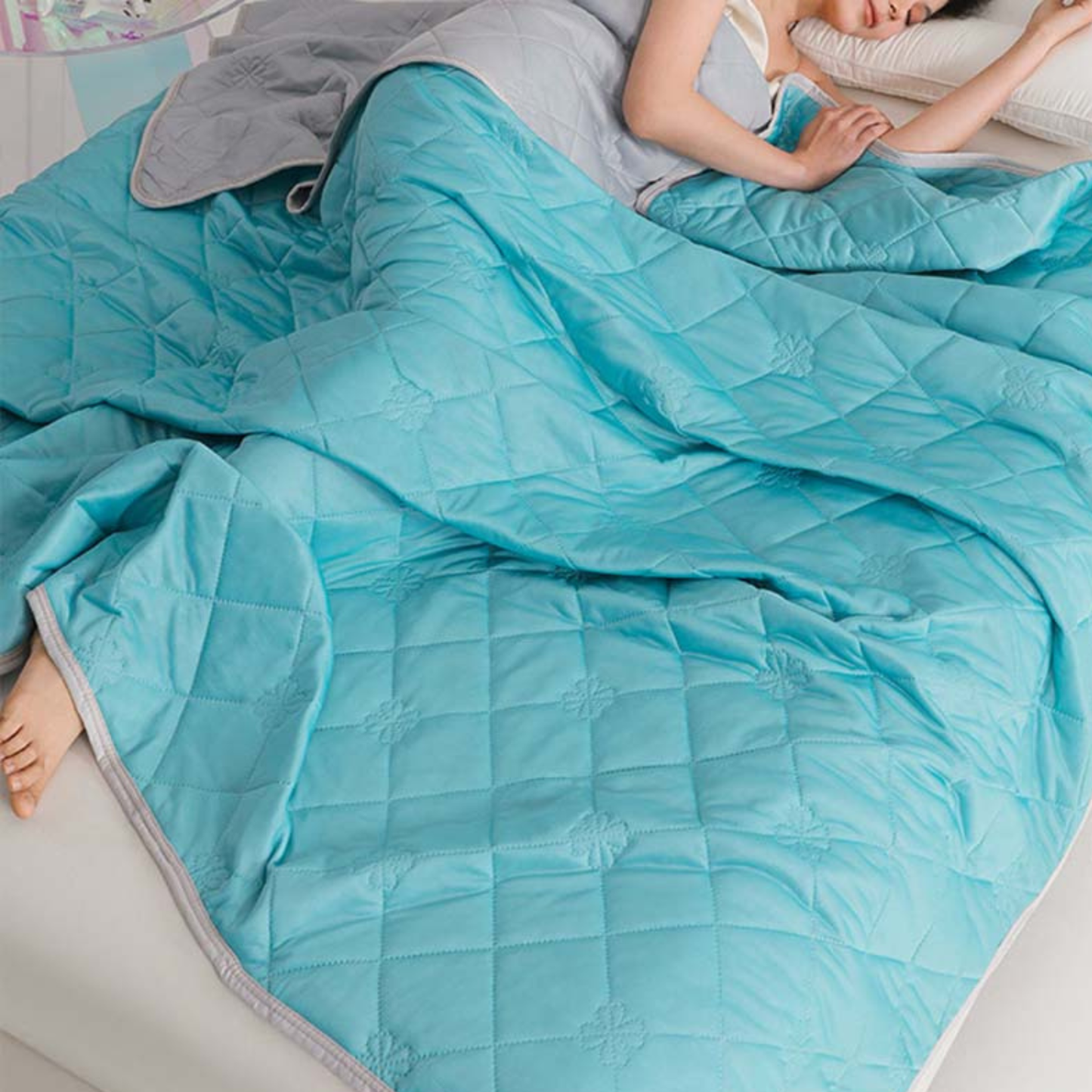 Couette Fraîcheur SilkAir™ | Dormez au frais toute la nuit.