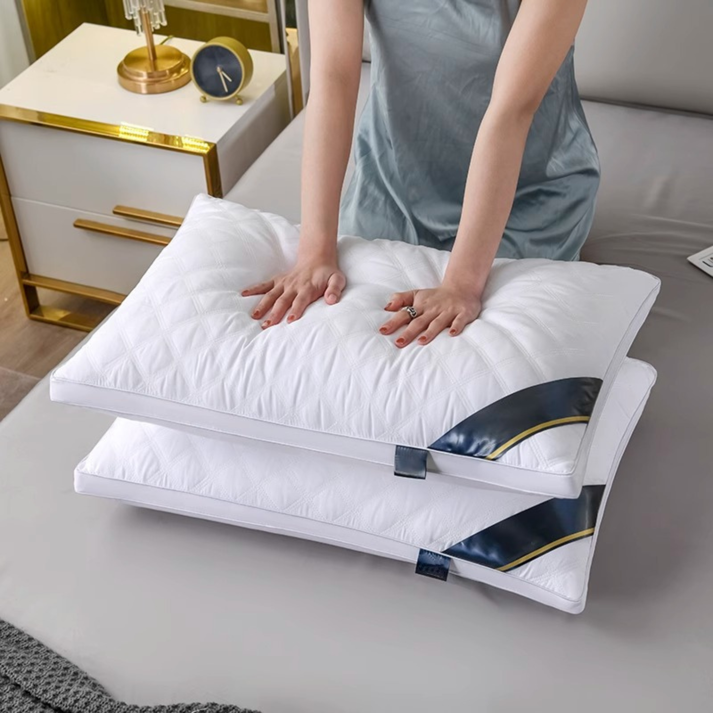 Oreiller CloudNest™ — Duvet Alternatif Hypoallergénique