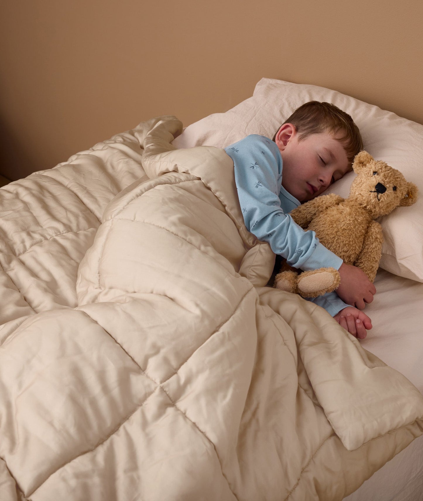 DouxNid™ – Couette Matelassée Ultra-Douce 4 Saisons