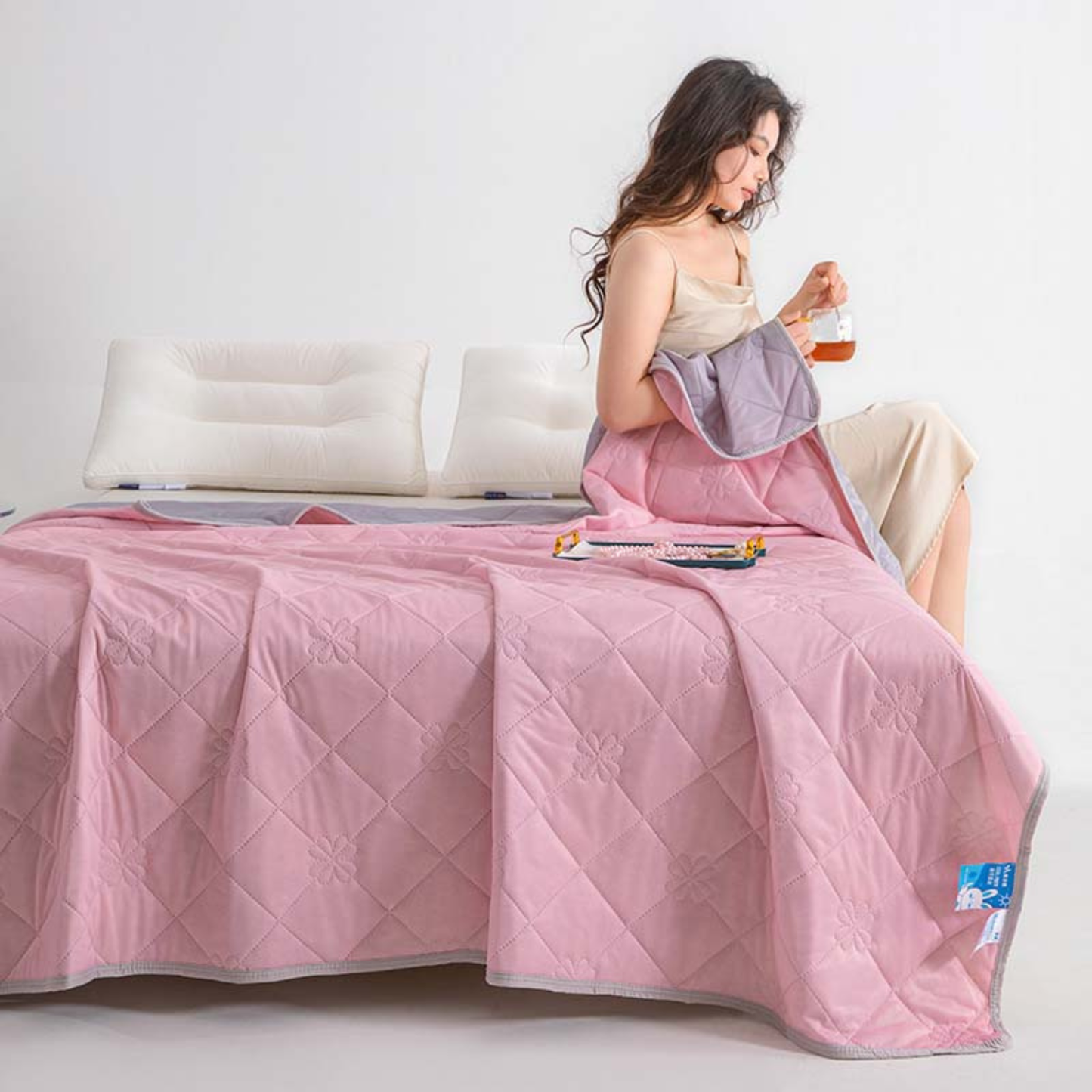 Couette Fraîcheur SilkAir™ | Dormez au frais toute la nuit.